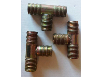 Переходник-тройник на энергоаккумуляторы H М14 HOWO (ХОВО) WG9003550006 фото 1 Омск