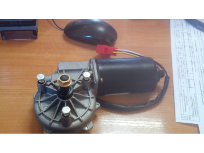 Моторчик стеклоочистителя с редуктором H'2011 HOWO (ХОВО) WG1642741001 фото 1 Омск